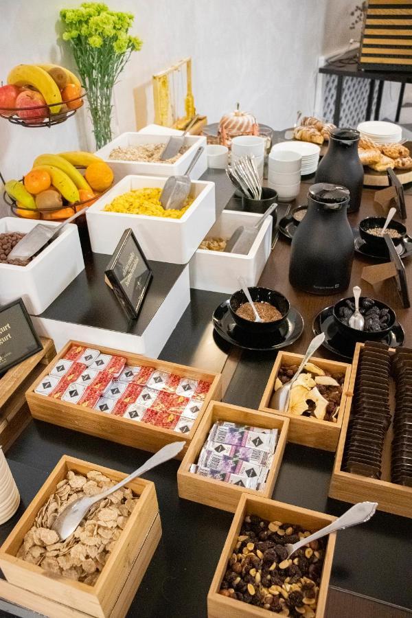 ניטרה Hotel Capital With Private Wellness מראה חיצוני תמונה