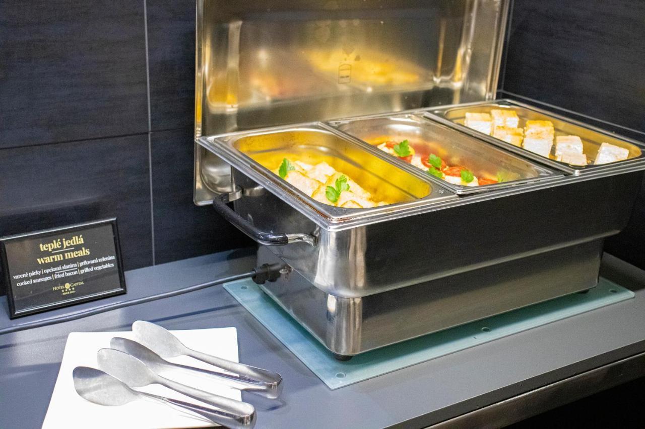 ניטרה Hotel Capital With Private Wellness מראה חיצוני תמונה