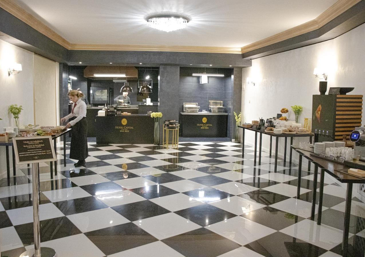 ניטרה Hotel Capital With Private Wellness מראה חיצוני תמונה