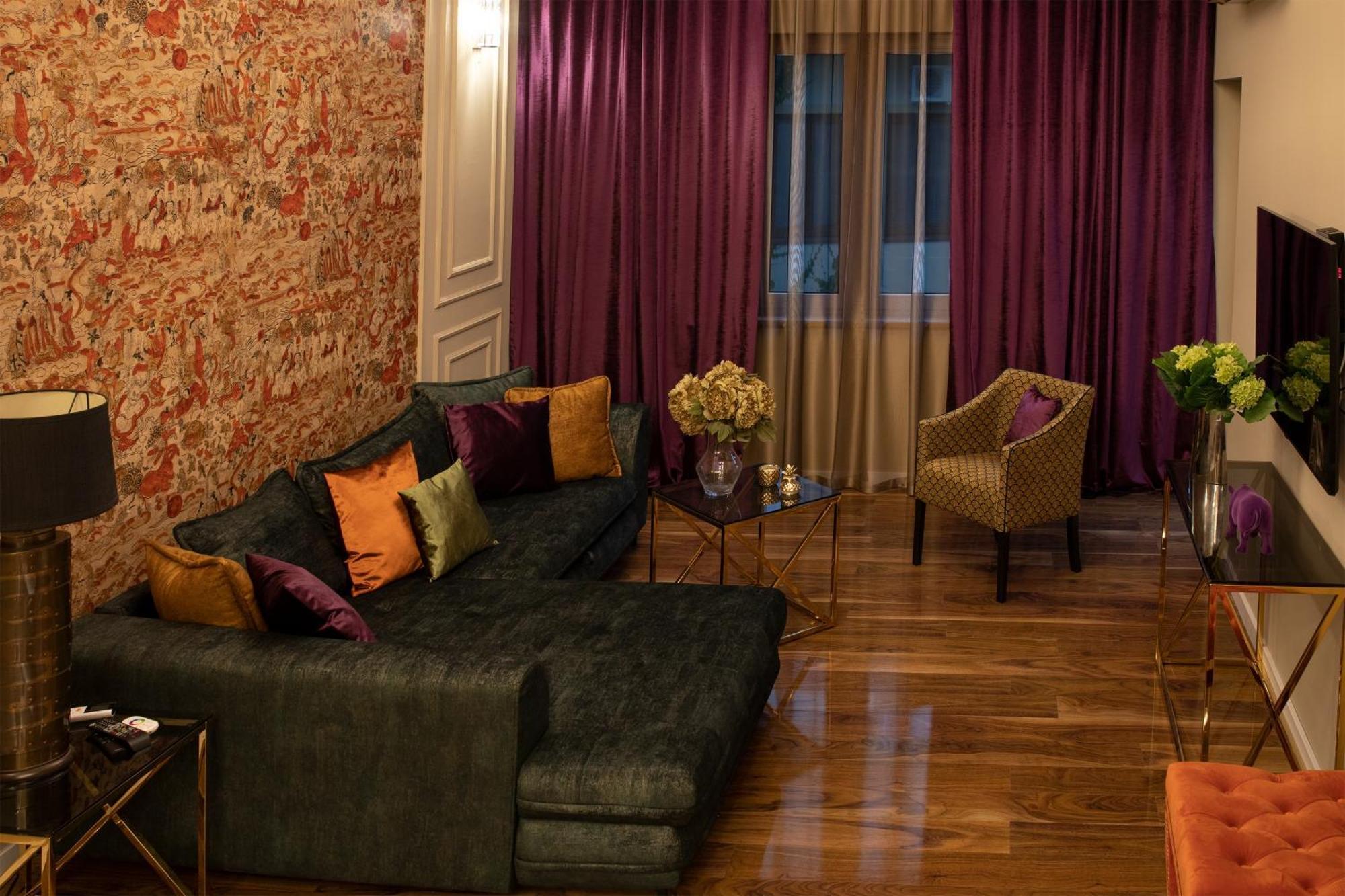ניטרה Hotel Capital With Private Wellness מראה חיצוני תמונה